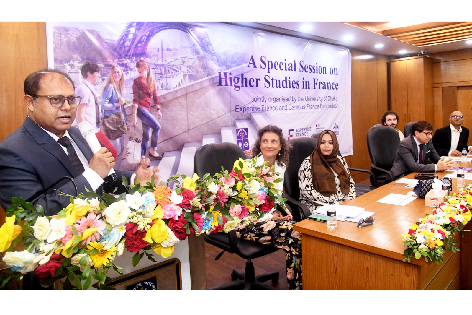 Special seminar on higher education opportunities in France held at DU
