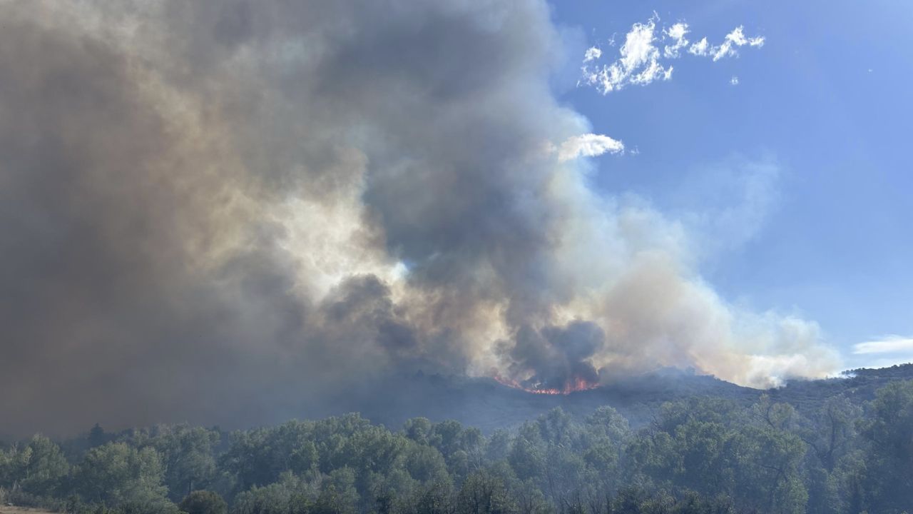Firefighting aircraft crashes into reservoir in Colorado, US 