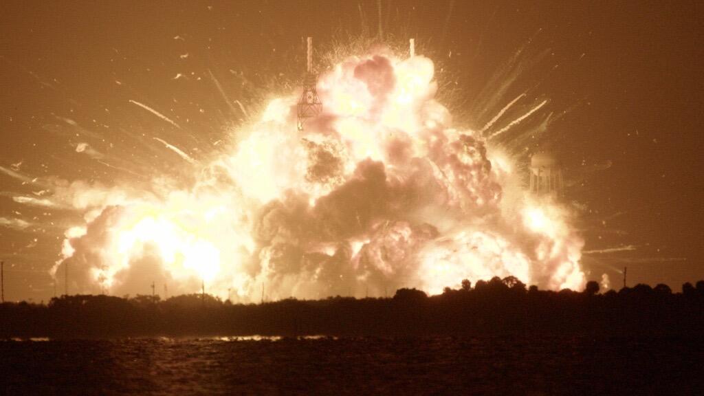 Blue Origin rocket explodes during ground test