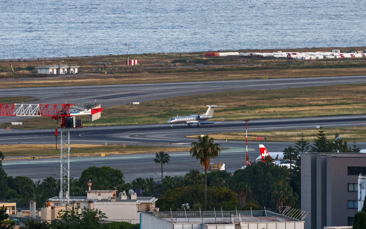 Private jet market defies Iran war gloom as rich flock to Monaco GP, Cannes