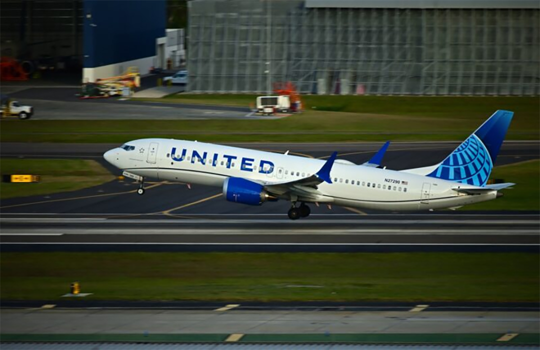 Flights resume at Washington National Airport after bomb threat forces ground stop 