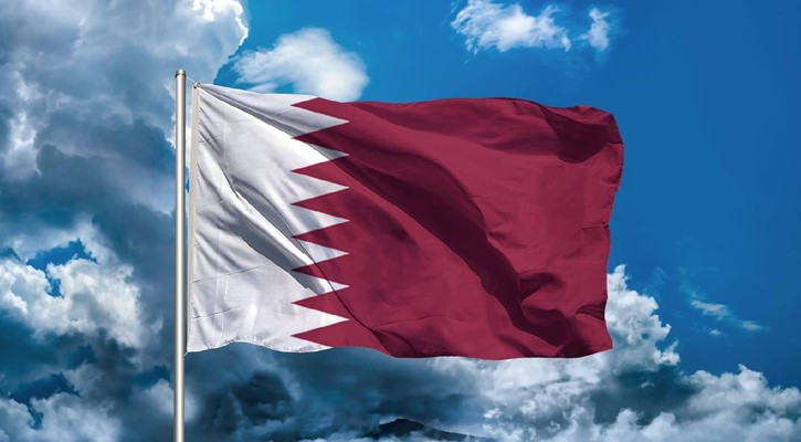 Qatar extends all entry visas one month