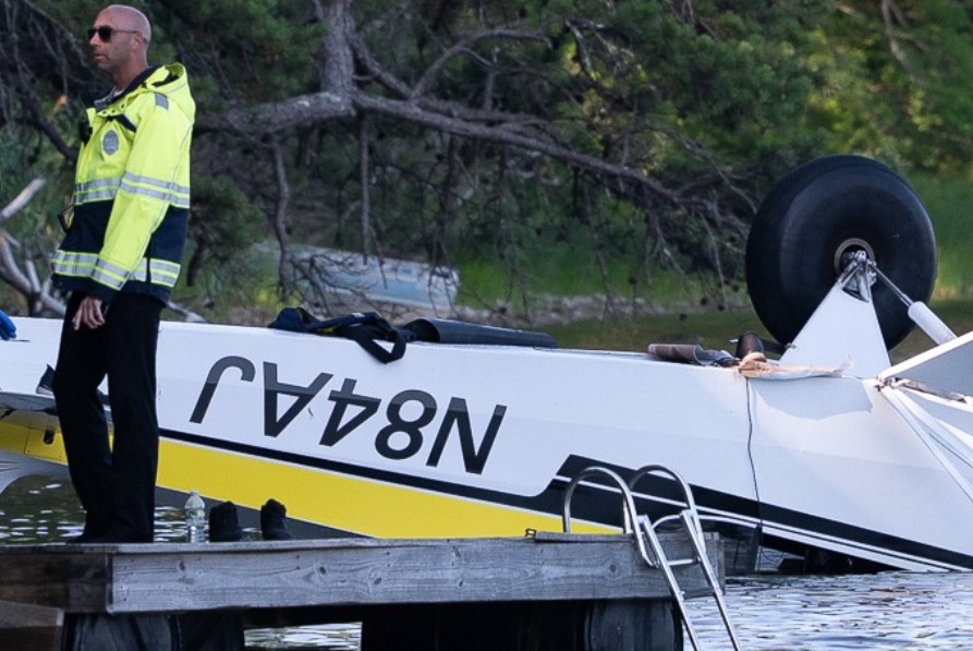 Pilot killed as small plane crashes into pond in Massachusetts, US
