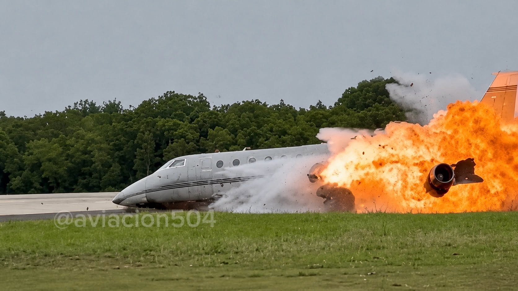 2 dead after US-registered business jet explodes at Dominican Airport