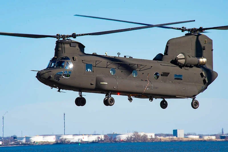 U.S. Army awards Boeing $324 million contract for six Chinook helicopters