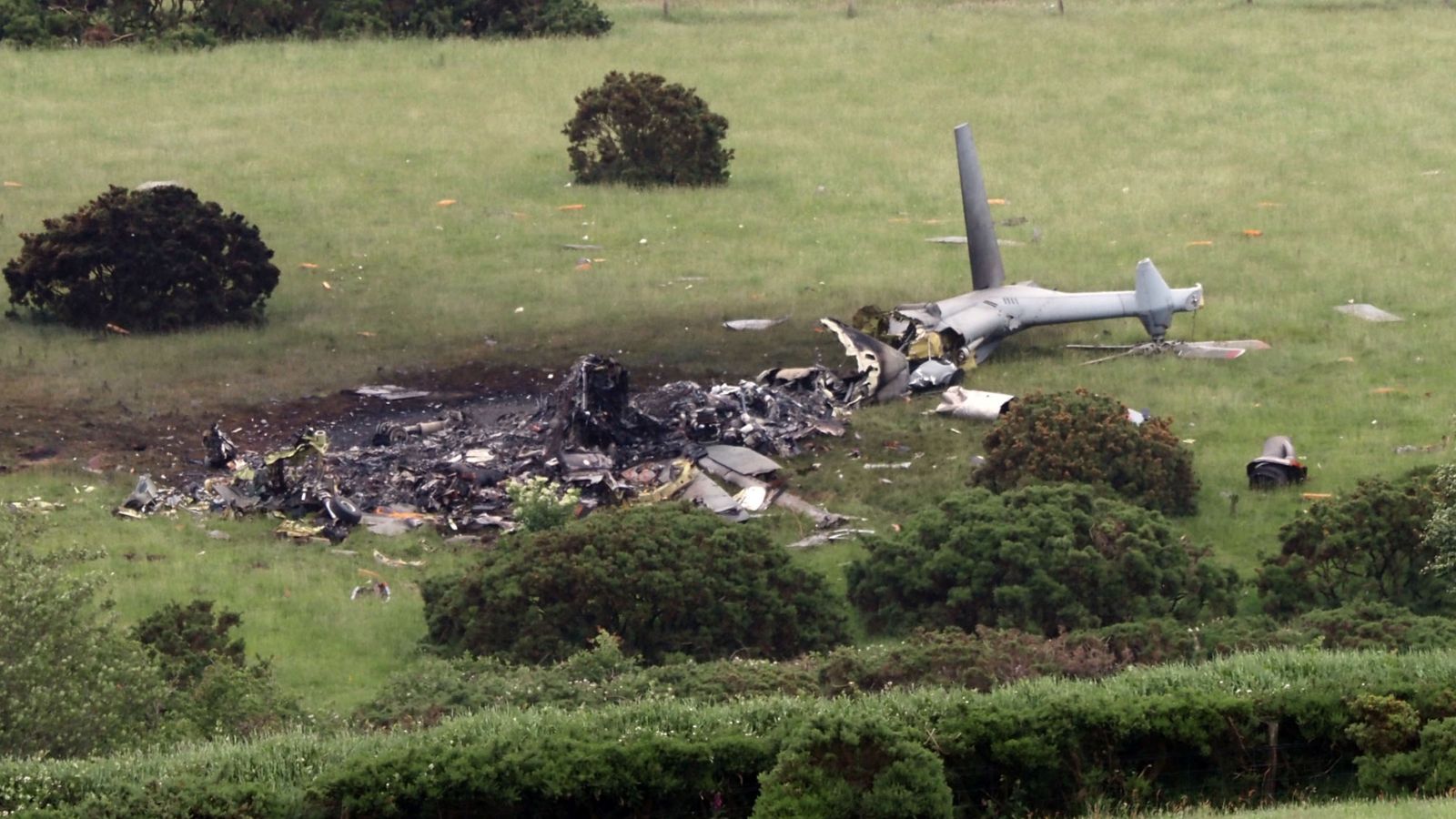 3 U.K. Navy members died in helicopter crash