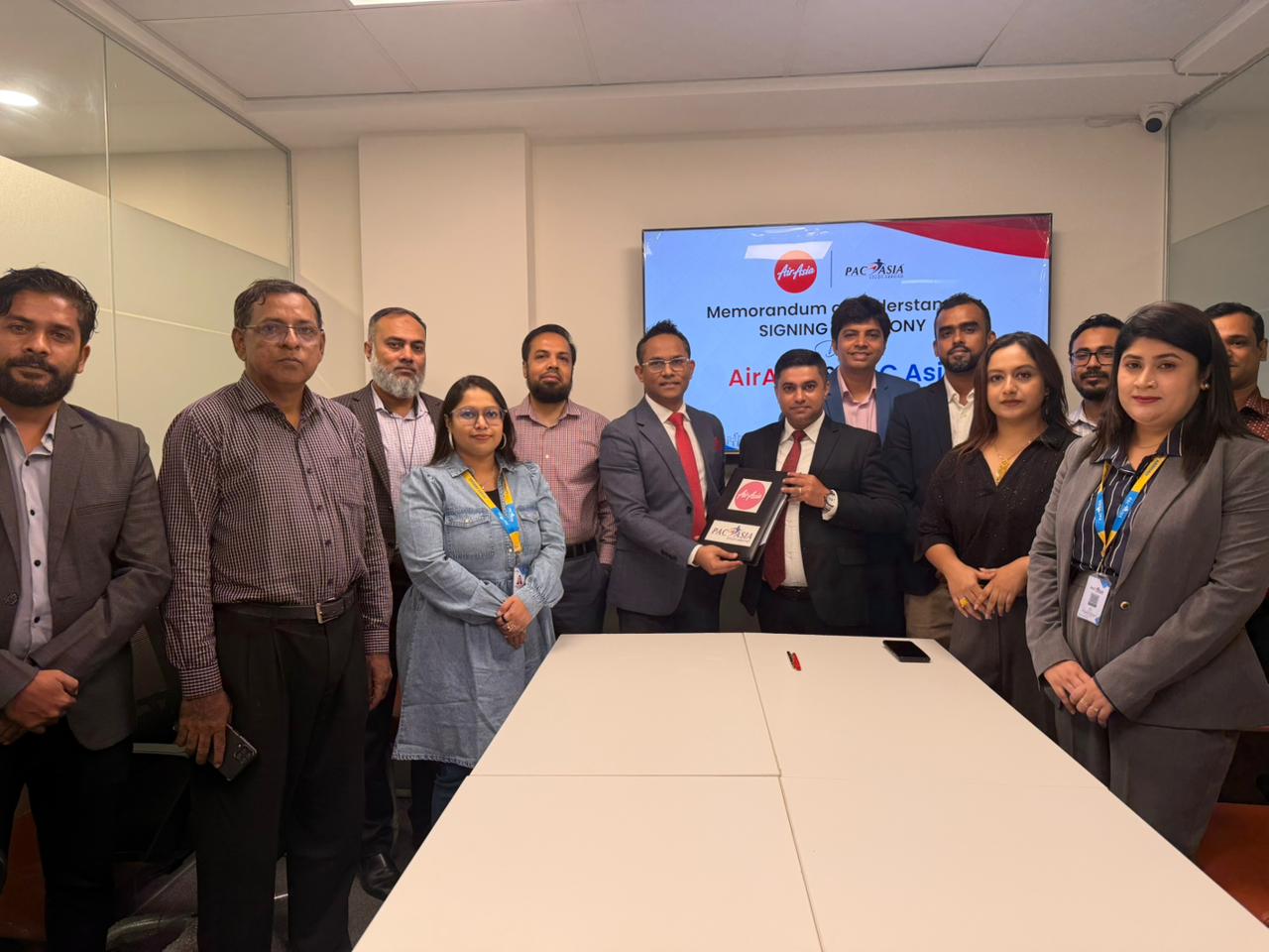 PAC Asia signs strategic MoU with AirAsia