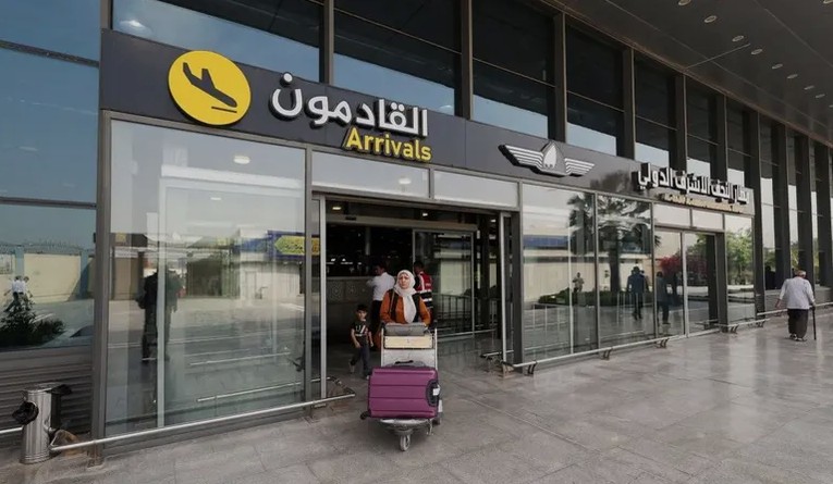 Iranian flights return to Najaf after US waiver