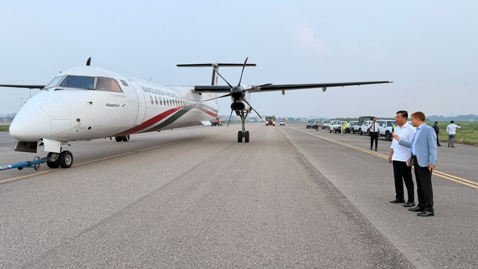 Biman flight makes emergency landing at Dhaka airport after technical trouble