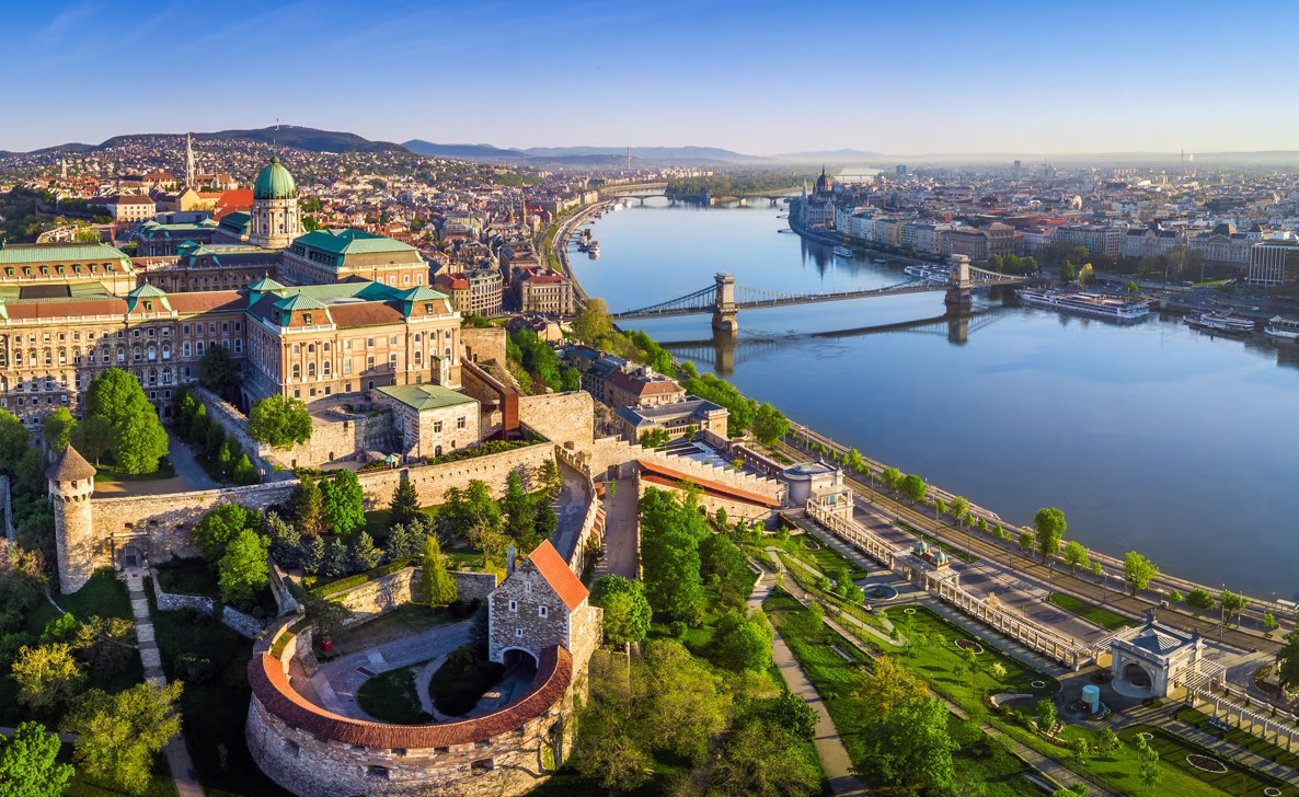 flydubai resumes direct flights to Budapest
