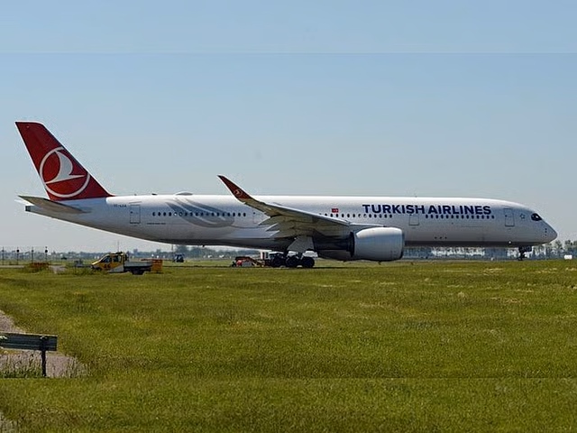Turkish Airlines flight with 236 onboard lands in Kolkata after engine fire scare