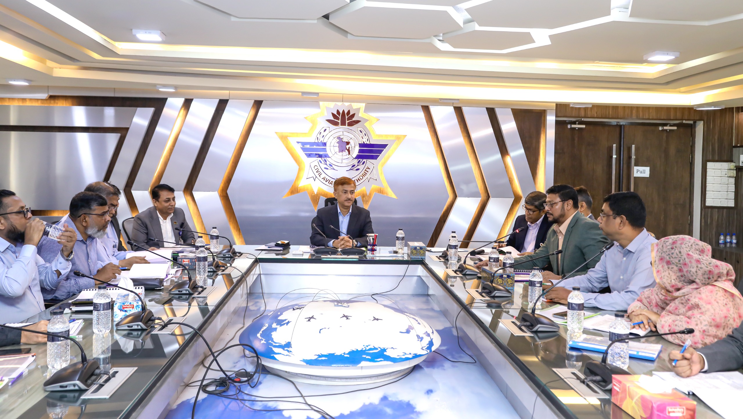 Tech solutions stressed to ease airport bottlenecks