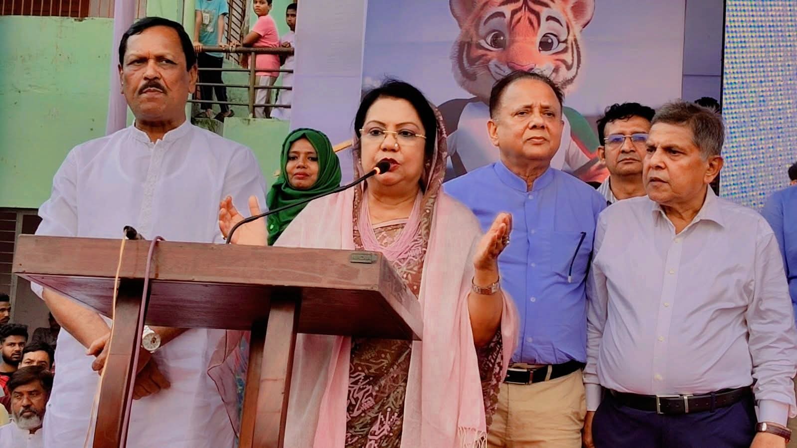 Govt working to ensure smooth Hajj journey, says minister