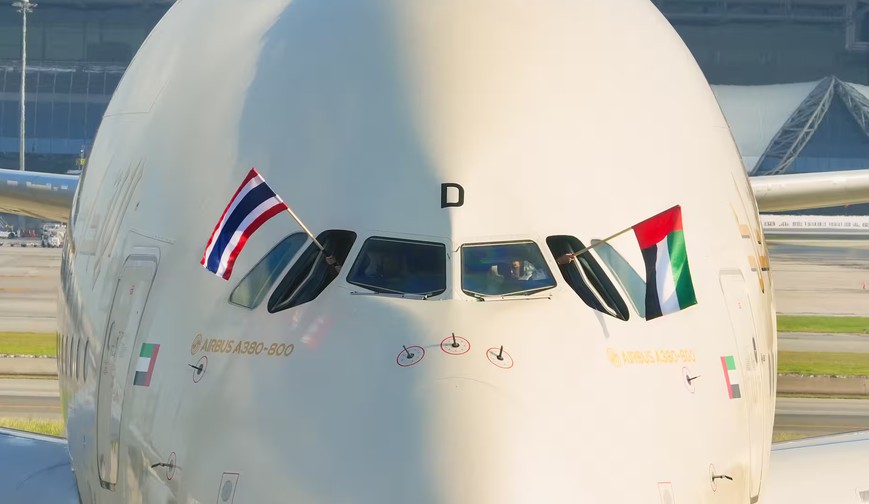 Etihad’s A380 lands in Bangkok for the first time