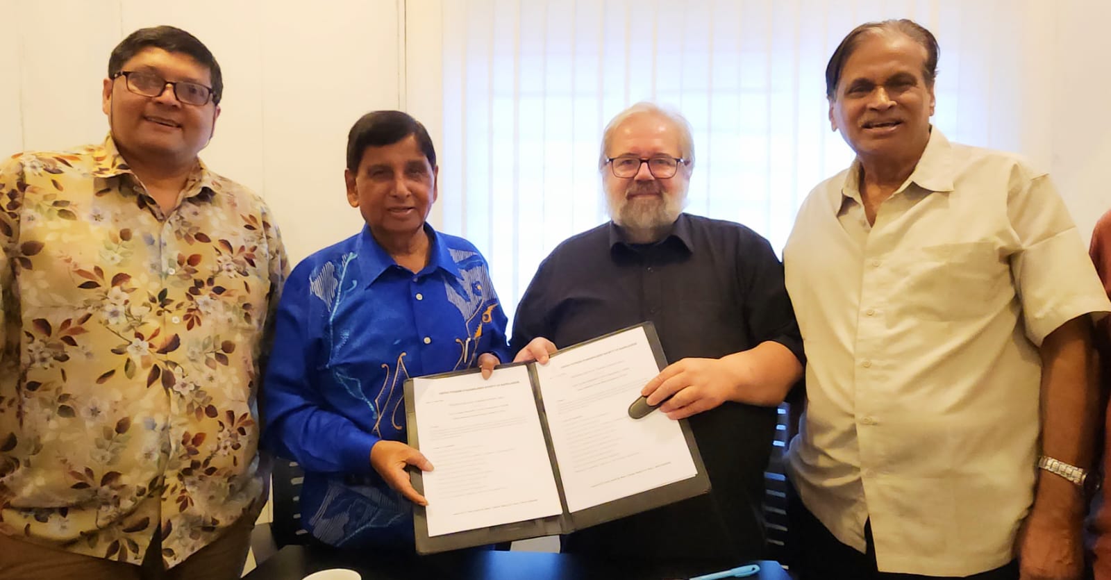 UTSSOB, COTRI sign MoU to advance tourism research