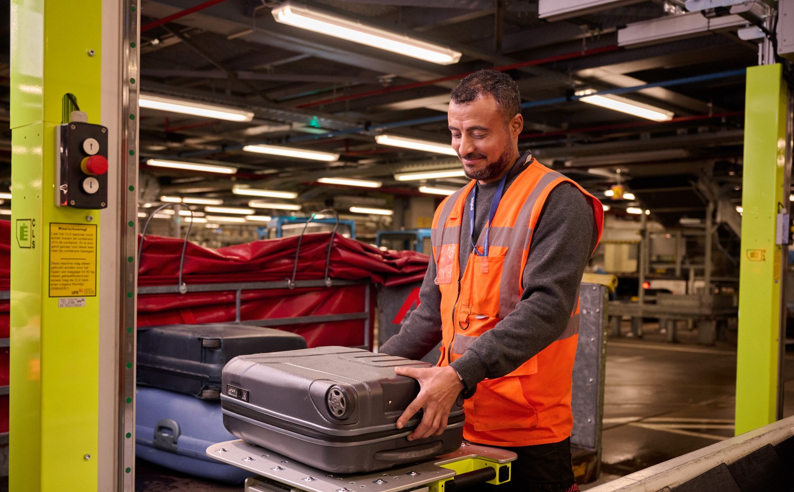 dnata, KLM, Viggo win Schiphol handling contracts