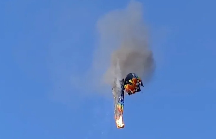 Hot air balloon incident kills eight in Brazil