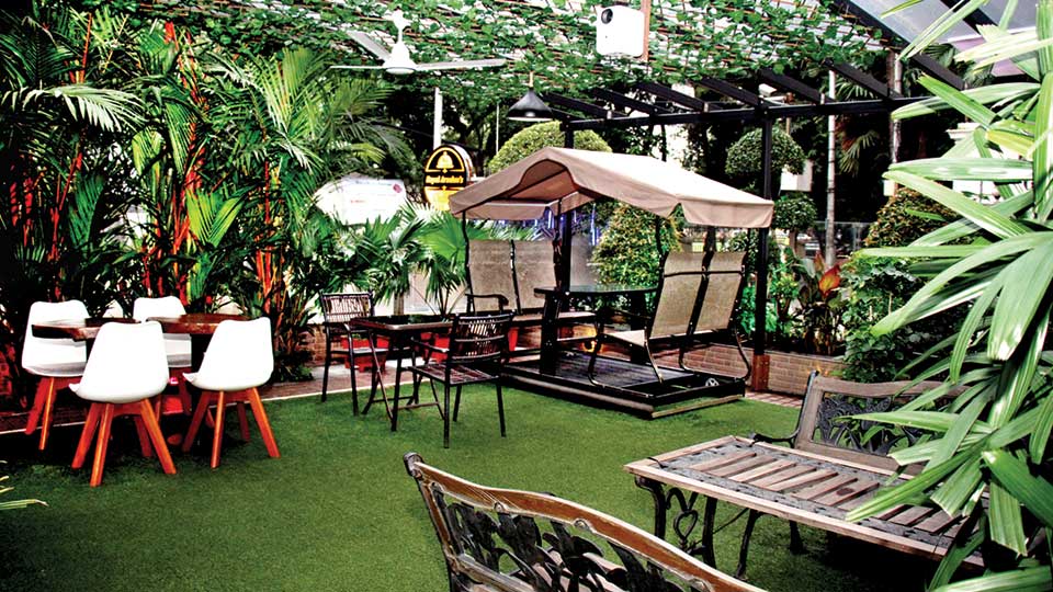 Relish like Mughals at Royal Arsalan's Kitchen in Gulshan