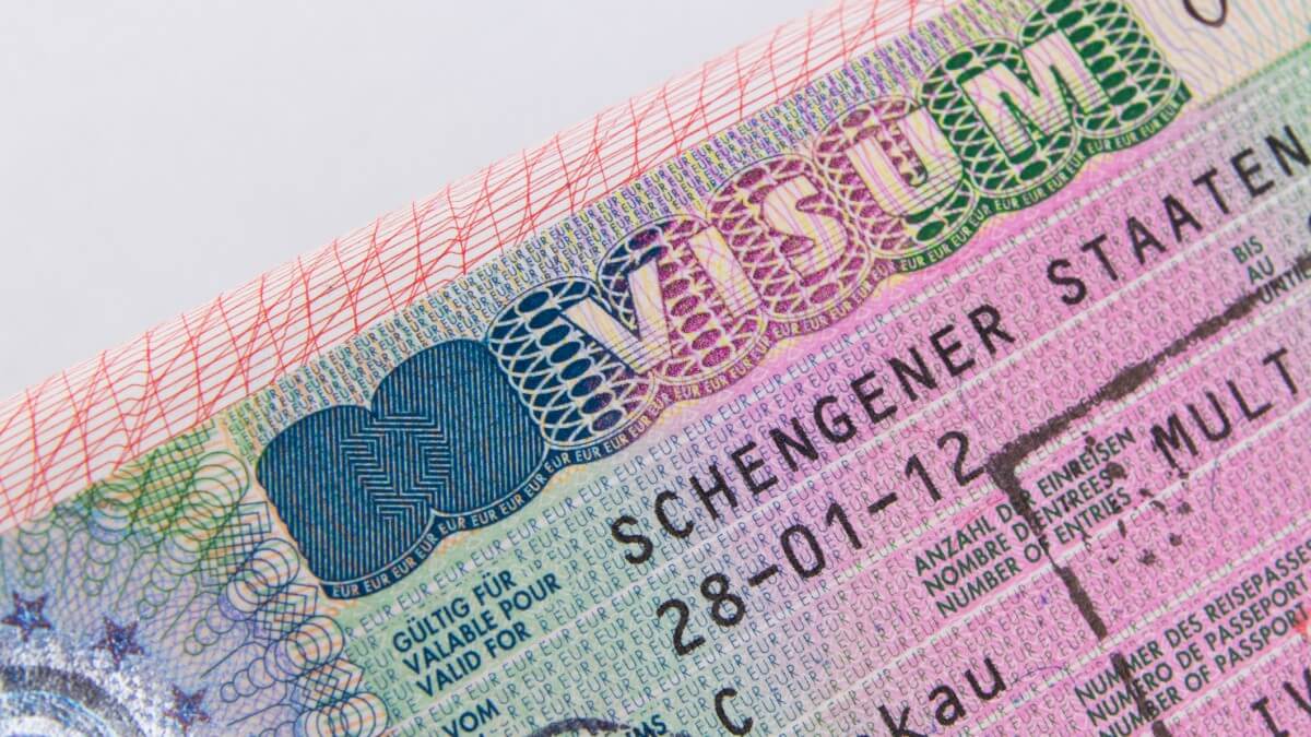 Sweden ends consular representation of Poland for Schengen visas in Bangladesh