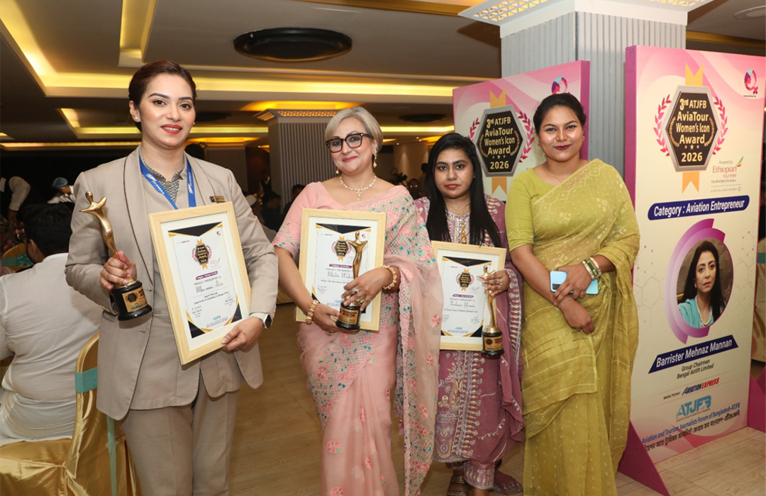 3 women driving US-Bangla won AviaTour icon awards