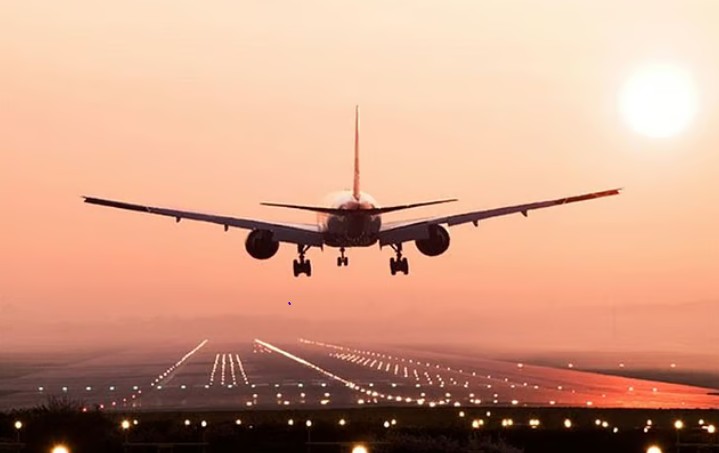 Emirates, Etihad, flydubai resume limited flights from March 2