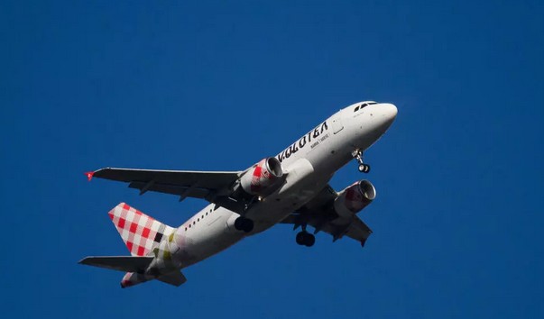 Airlines banned from adding fuel charges after ticket purchase: EU