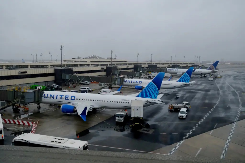 Global airlines could go bankrupt as jet fuel costs soar during Iran war, billionaire jet tycoon warns